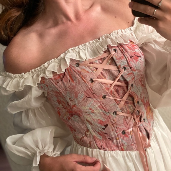 White and Pink Lace-Up costume Dress renaissance theatre - Picture 6 of 10